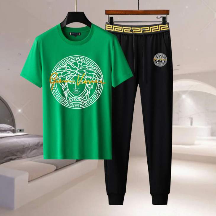 Picture of Versace Shirt Pant Suits _SKUVersaceM-4XL11Ln12924968
